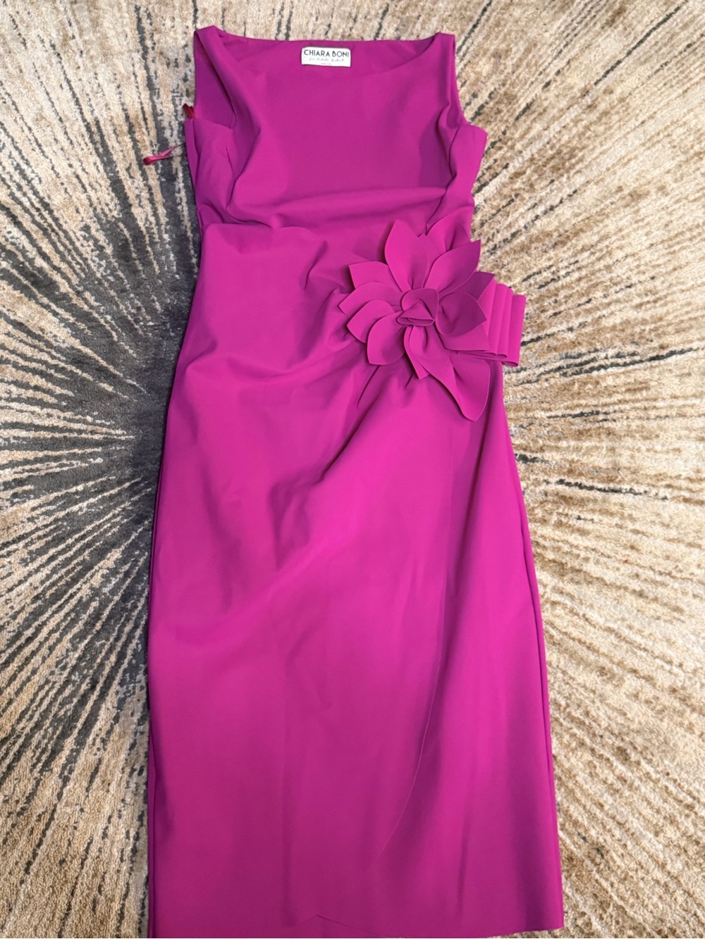 Elegant Fuchsia Floral-Accent Sheath Dress - Picture 3 of 6